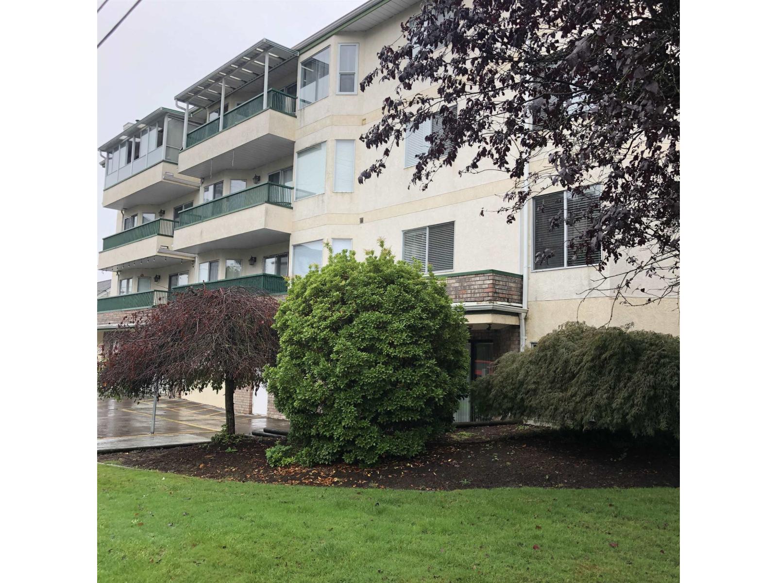 205 45604 BRETT AVENUE|Chilliwack Proper West