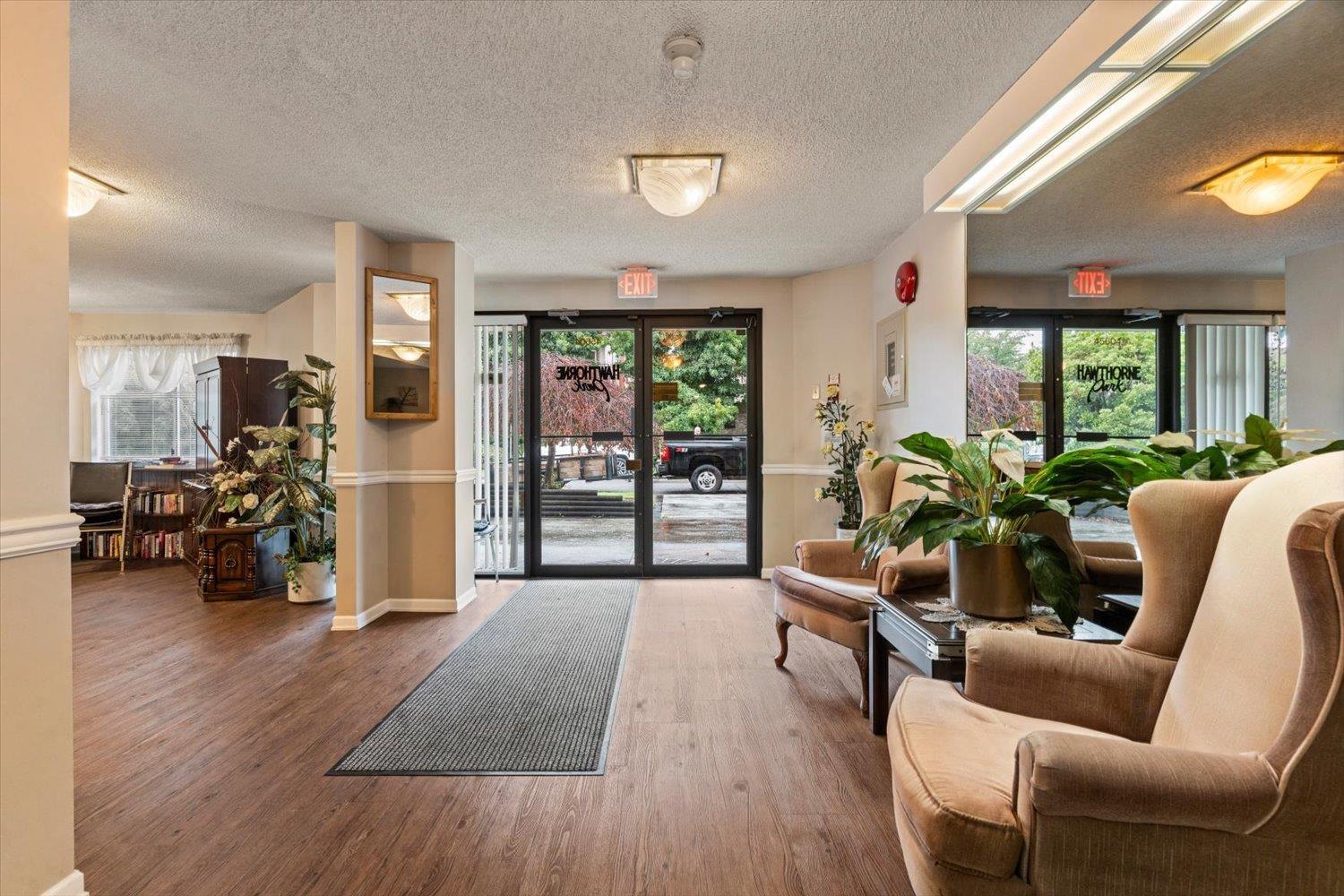 205 45604 BRETT AVENUE|Chilliwack Proper West