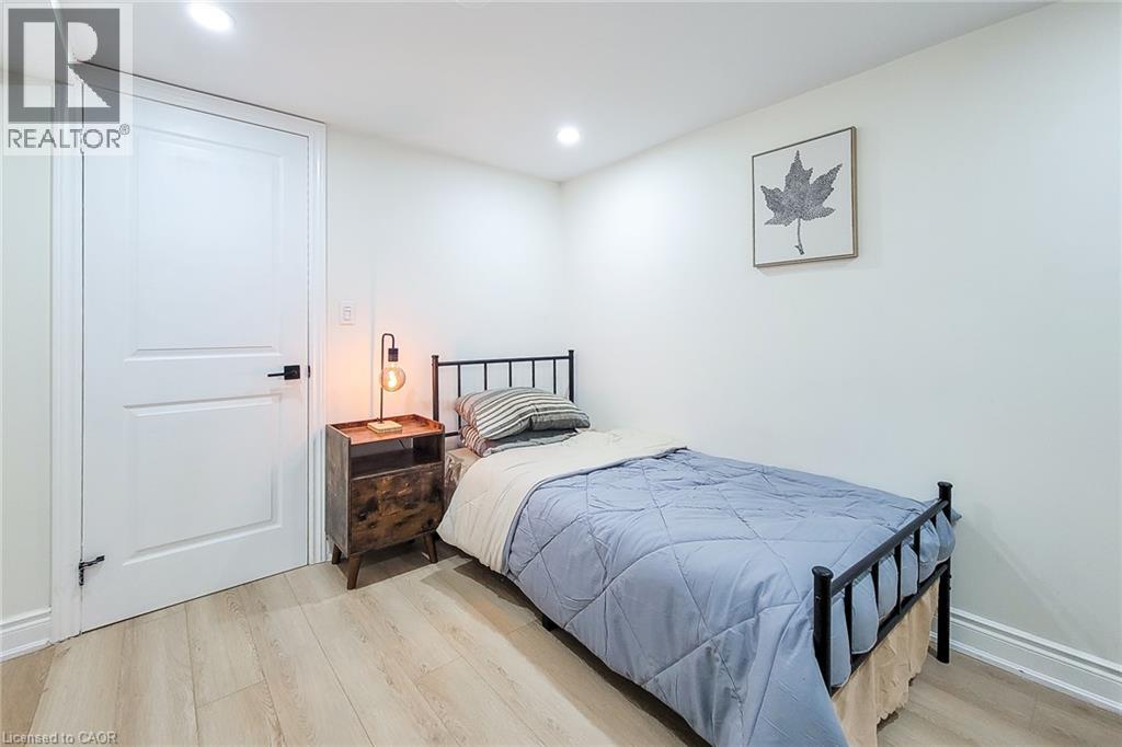 8 Albemarle Street, Brantford, Ontario  N3S 4N2 - Photo 32 - 40869444