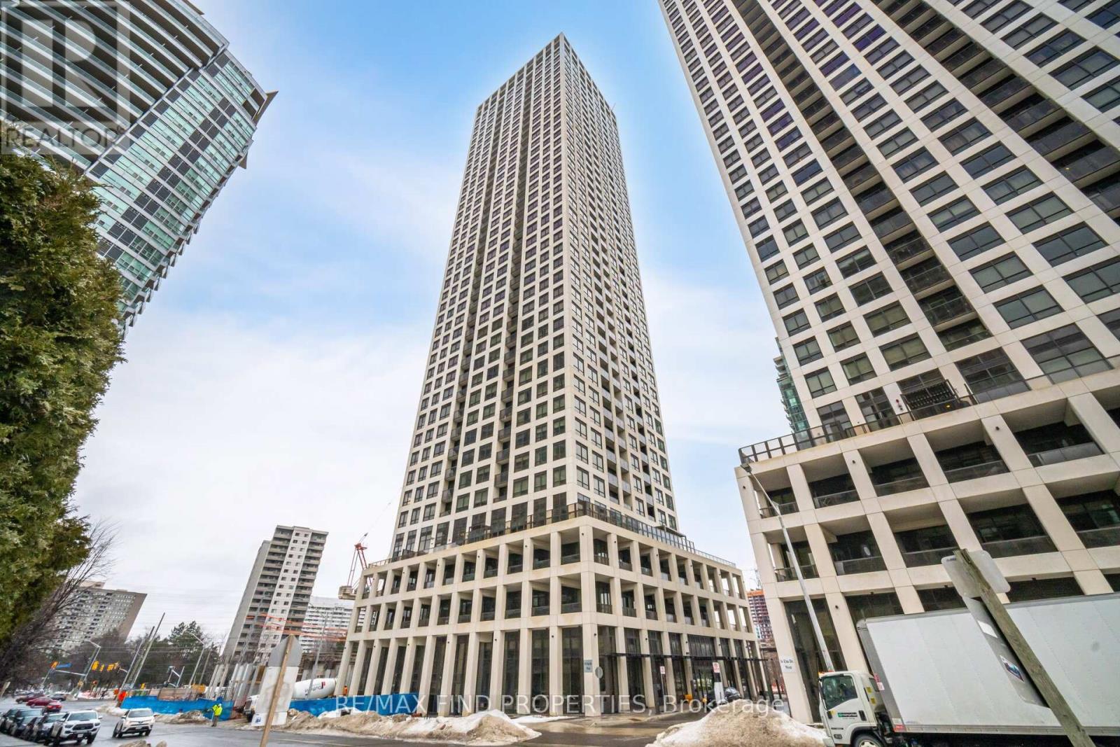 3604 - 30 ELM DRIVE W