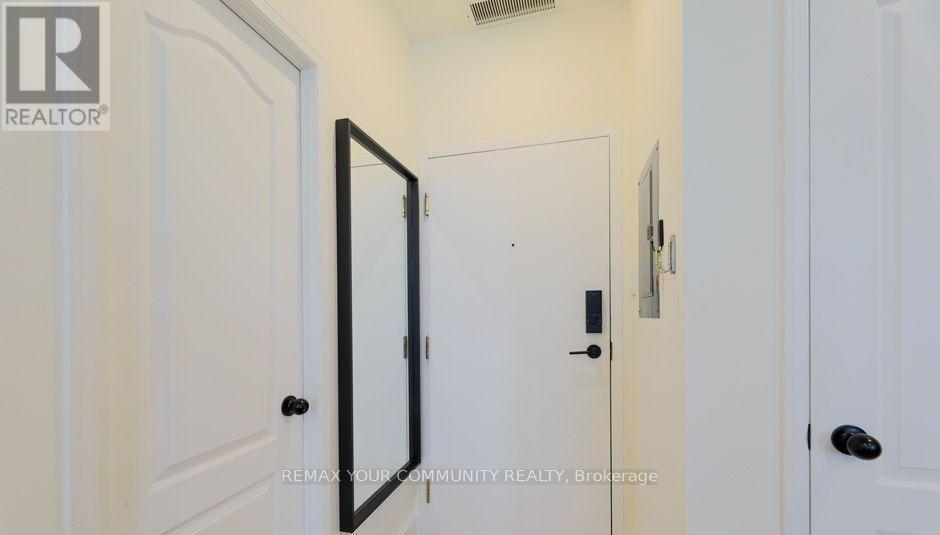 405 - 2874 Keele Street, Toronto, Ontario  M3M 3C4 - Photo 3 - W13869340