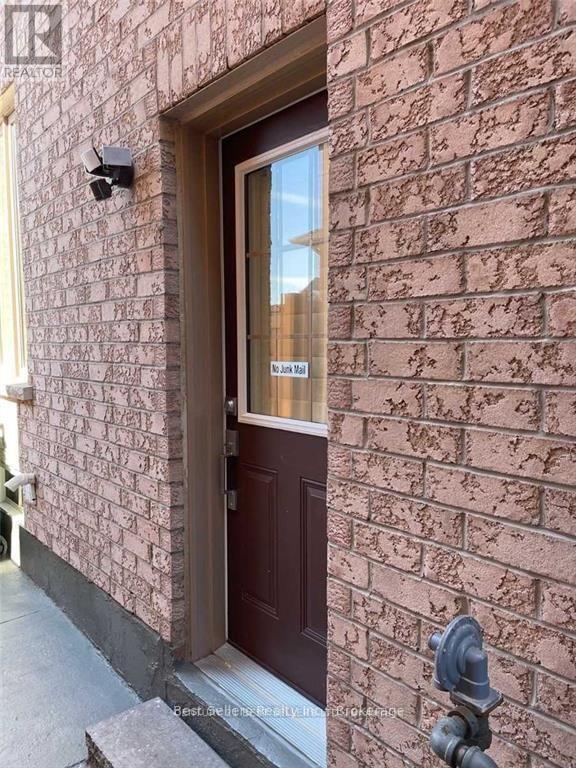 Bsmt - 32 Stephanie Avenue, Brampton, Ontario  L6Y 0R8 - Photo 15 - W13869356