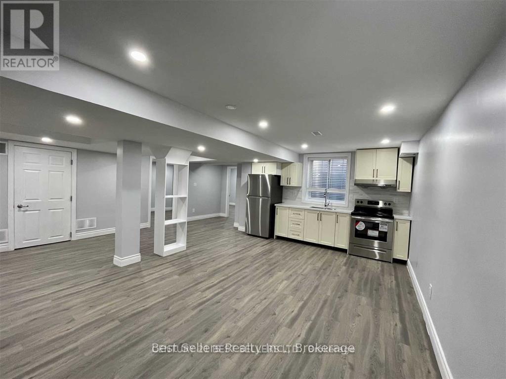 Bsmt - 32 Stephanie Avenue, Brampton, Ontario  L6Y 0R8 - Photo 3 - W13869356