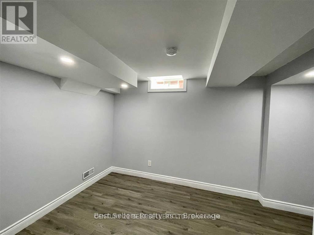 Bsmt - 32 Stephanie Avenue, Brampton, Ontario  L6Y 0R8 - Photo 7 - W13869356