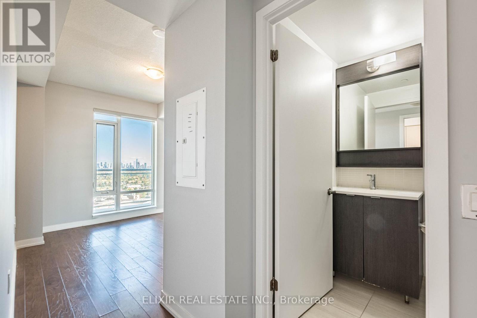 1903 - 2560 Eglinton Avenue W, Mississauga, Ontario  L5S 1V9 - Photo 13 - W13869394