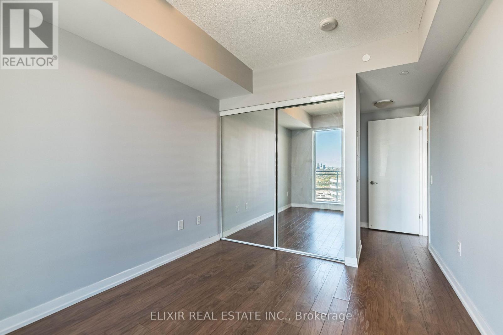 1903 - 2560 Eglinton Avenue W, Mississauga, Ontario  L5S 1V9 - Photo 15 - W13869394