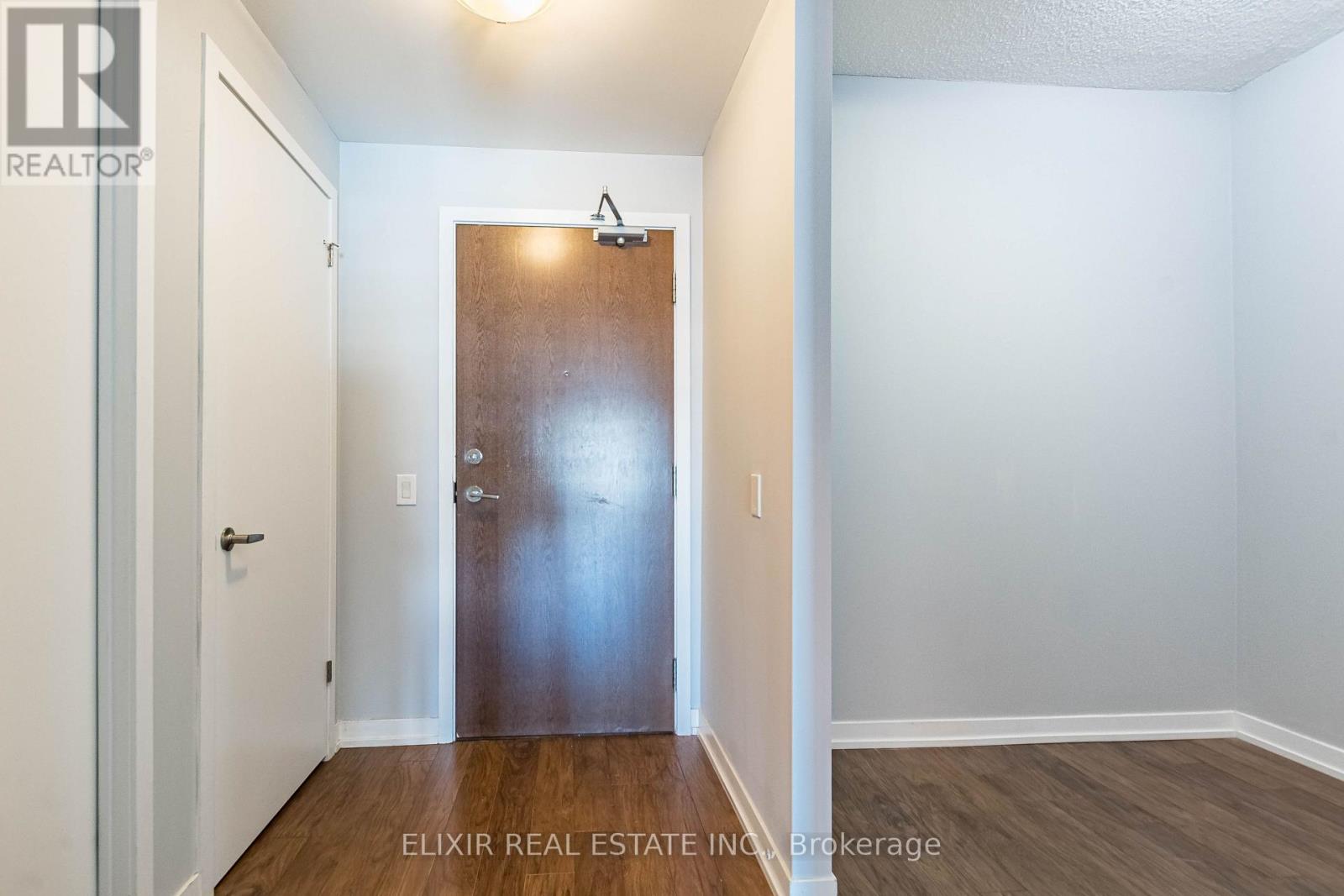 1903 - 2560 Eglinton Avenue W, Mississauga, Ontario  L5S 1V9 - Photo 6 - W13869394