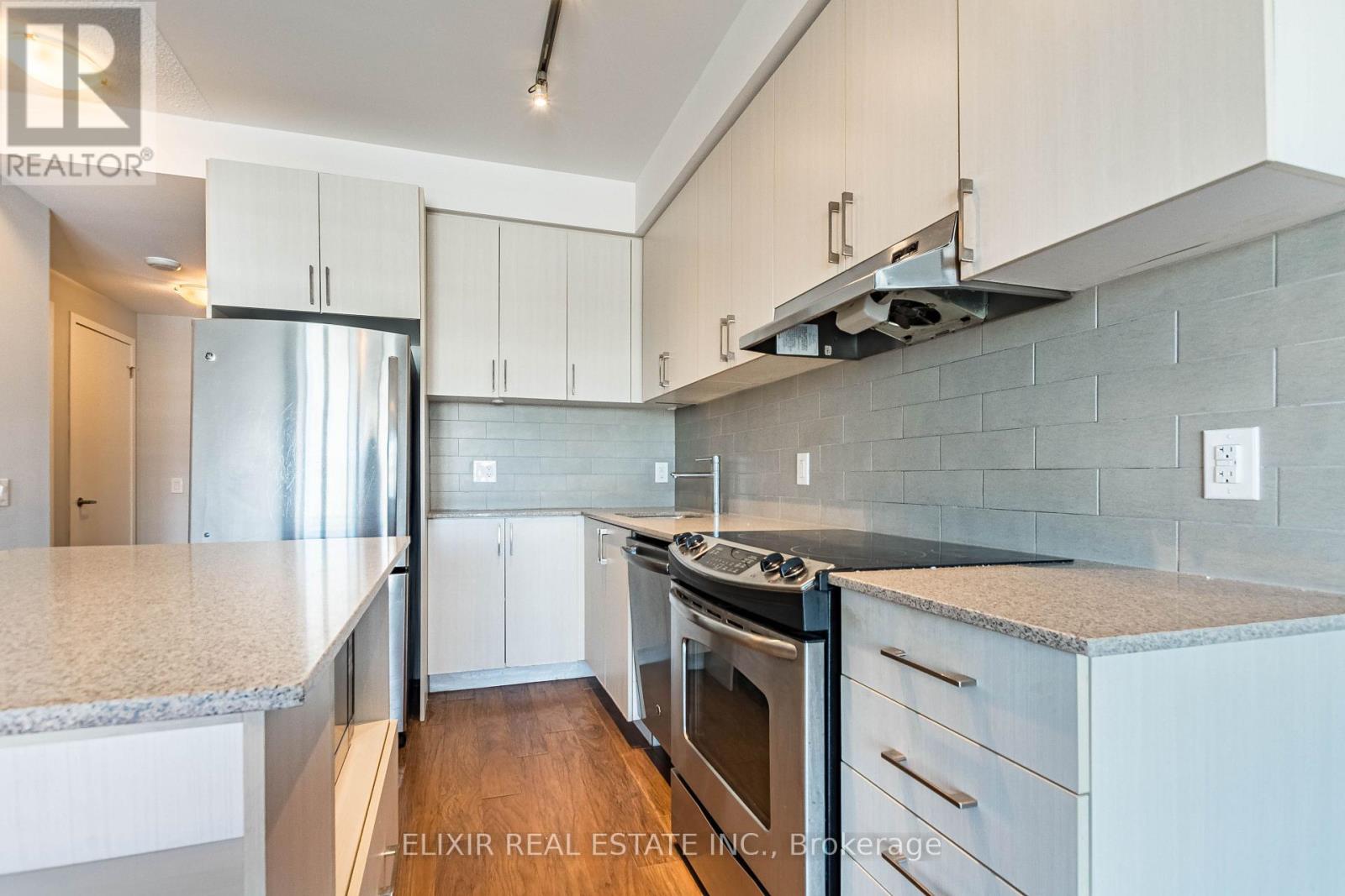 1903 - 2560 Eglinton Avenue W, Mississauga, Ontario  L5S 1V9 - Photo 8 - W13869394