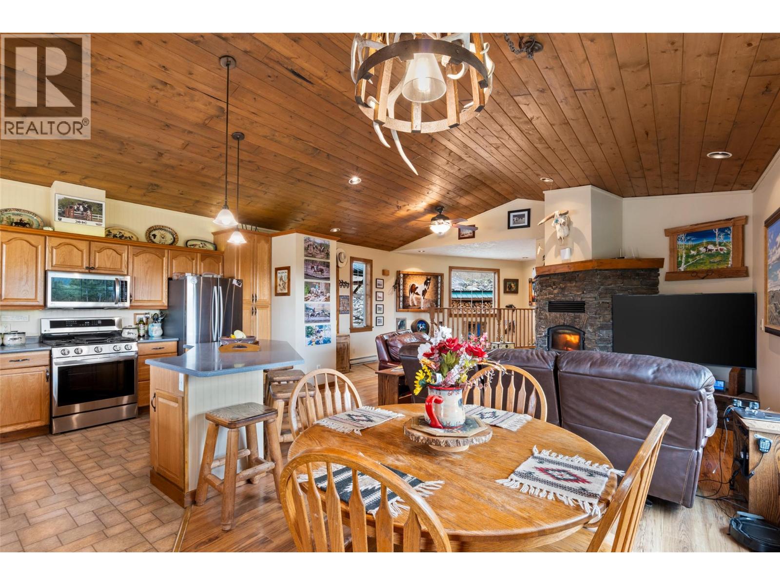 11460 Hwy 97c Highway, Merritt, British Columbia  V1K 1M6 - Photo 24 - 10402650