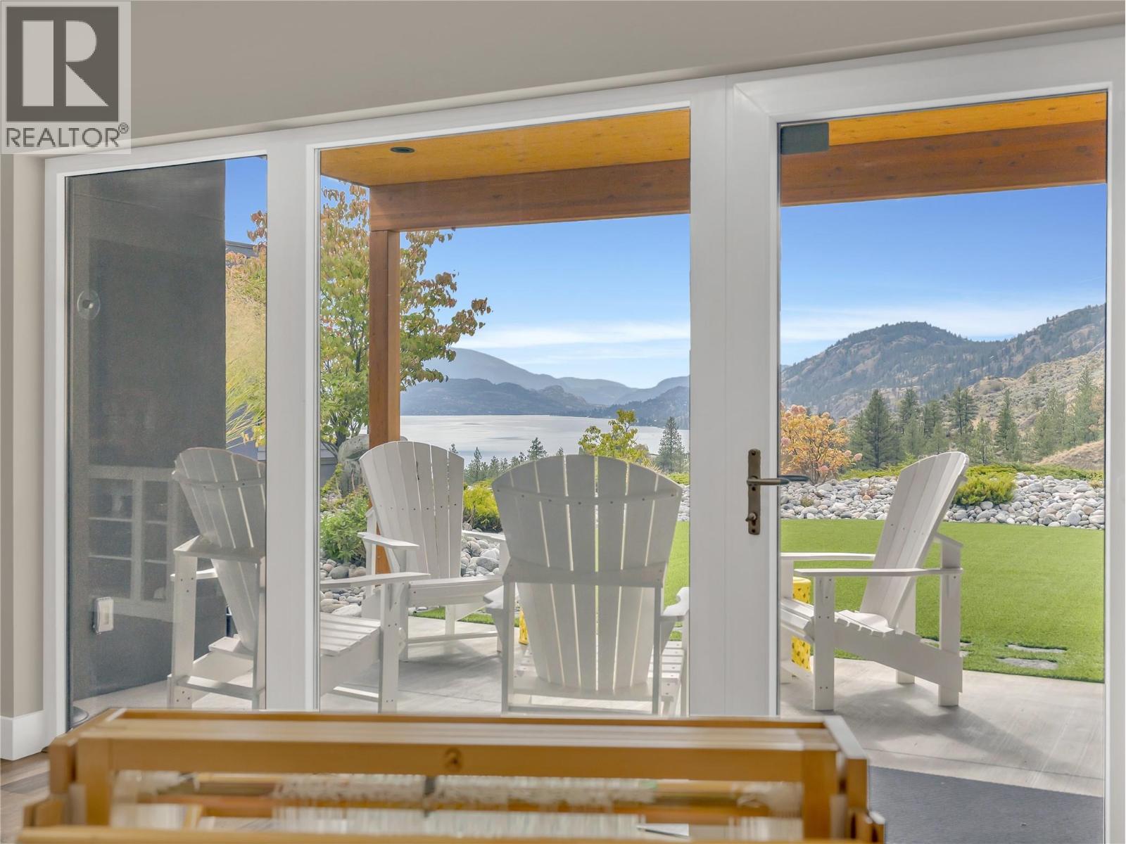 118 RIDGE View