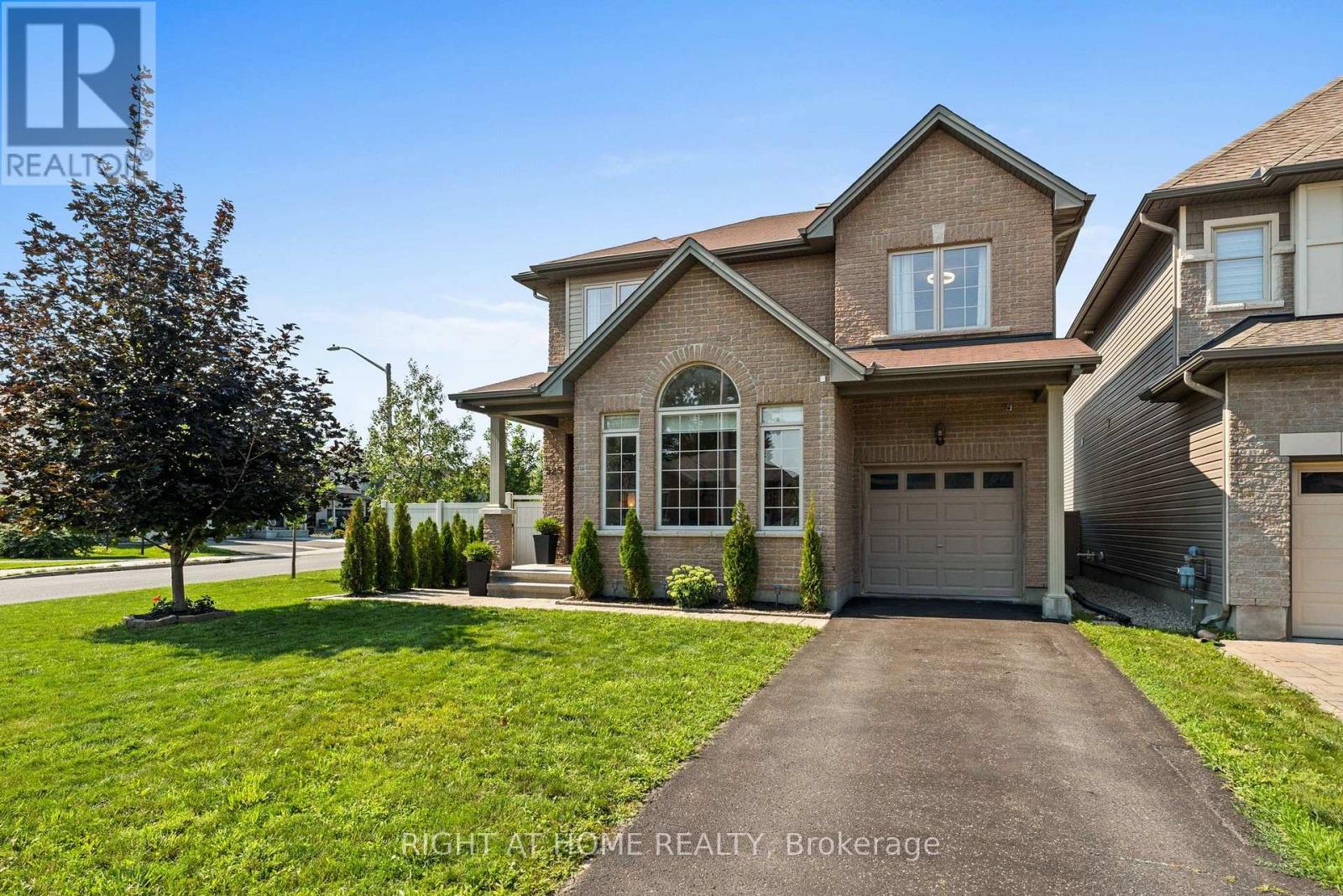 525 Peerless Street, Ottawa, Ontario  K2J 5P9 - Photo 2 - X13869500