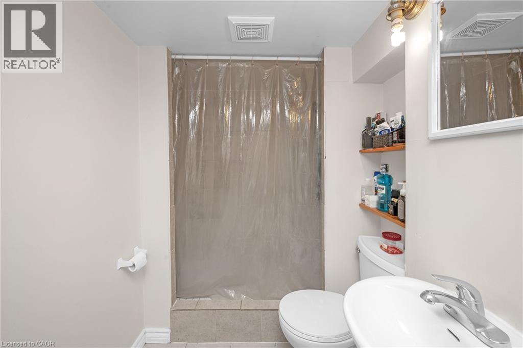 117 Fairleigh Avenue S, Hamilton, Ontario  L8M 2K4 - Photo 38 - 40868438