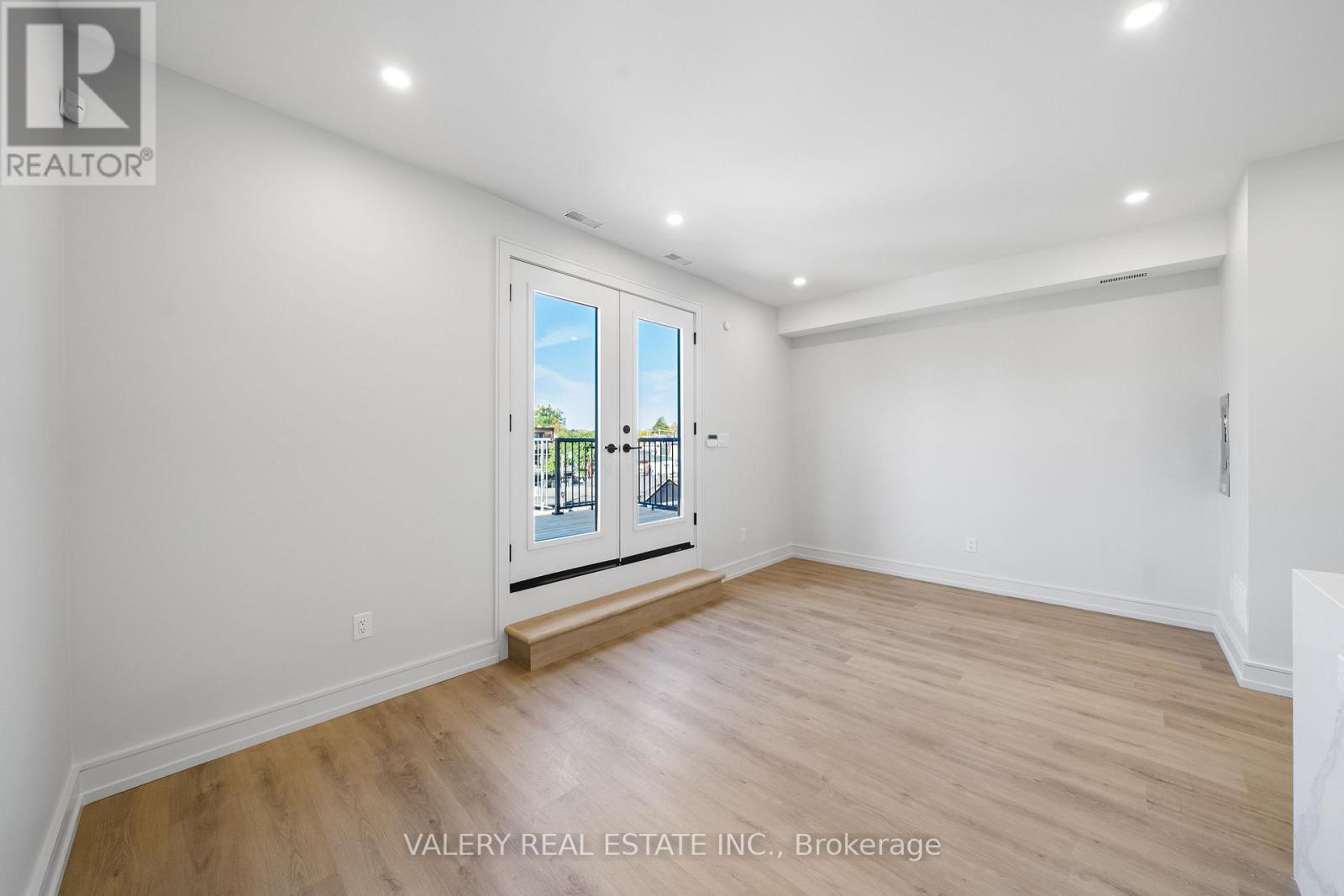 4 - 3rd Floor - 158 Dovercourt Road, Toronto, Ontario  M6J 3C4 - Photo 5 - C13869488
