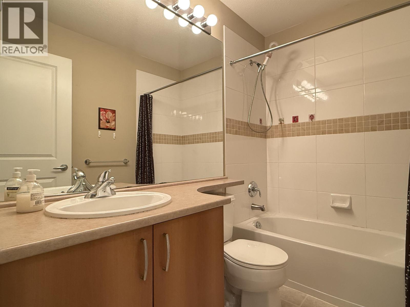 18x 9133 Government Street, Burnaby, British Columbia  V3N 0B1 - Photo 14 - R3173064