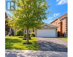 38 BLACK WILLOW DRIVE, Barrie, Ontario