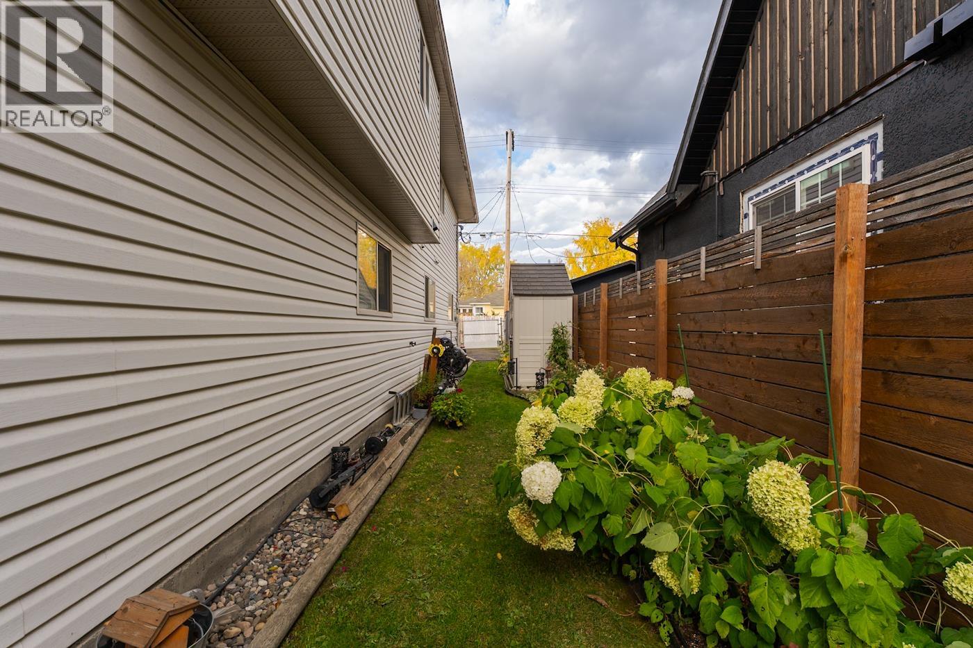 1772 6th Avenue, Prince George, British Columbia  V2L 3N6 - Photo 3 - R3173058
