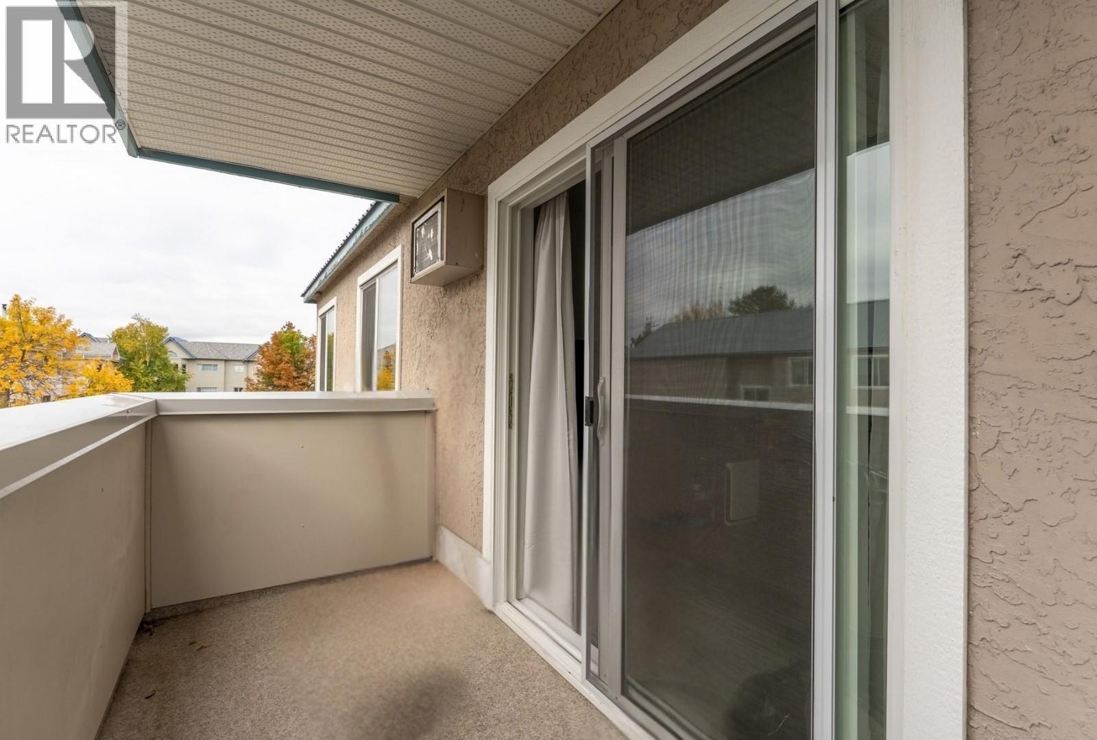 3160 De Montreuil Court Unit# 413