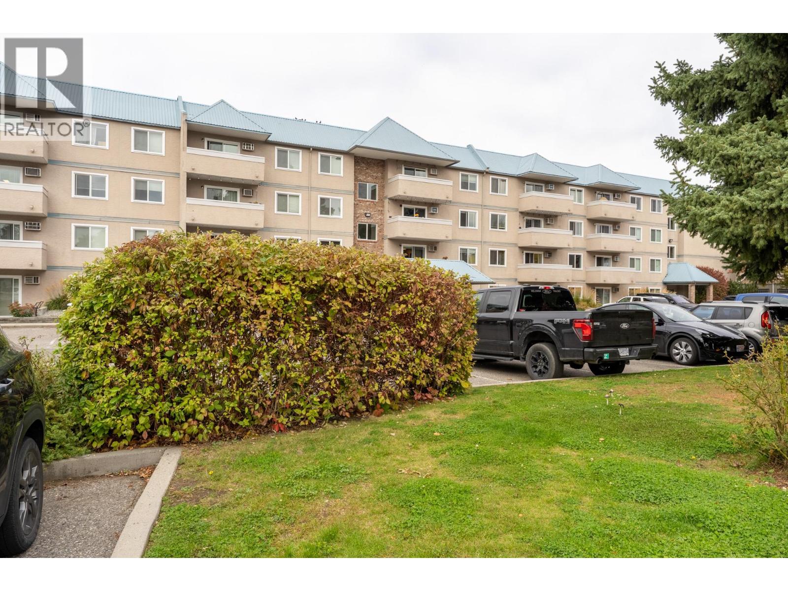 3160 De Montreuil Court Unit# 413