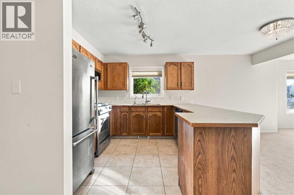 6, 717 7 Street Veterans Way