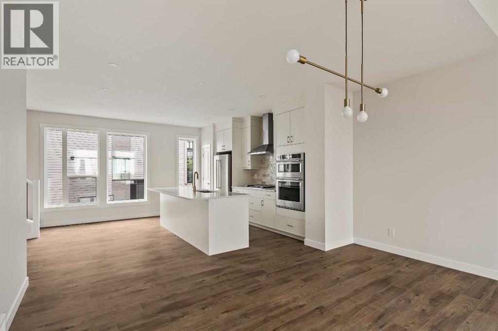 212 Sovereign Common SW, Calgary, Alberta  T3C 3Y3 - Photo 9 - A2346727