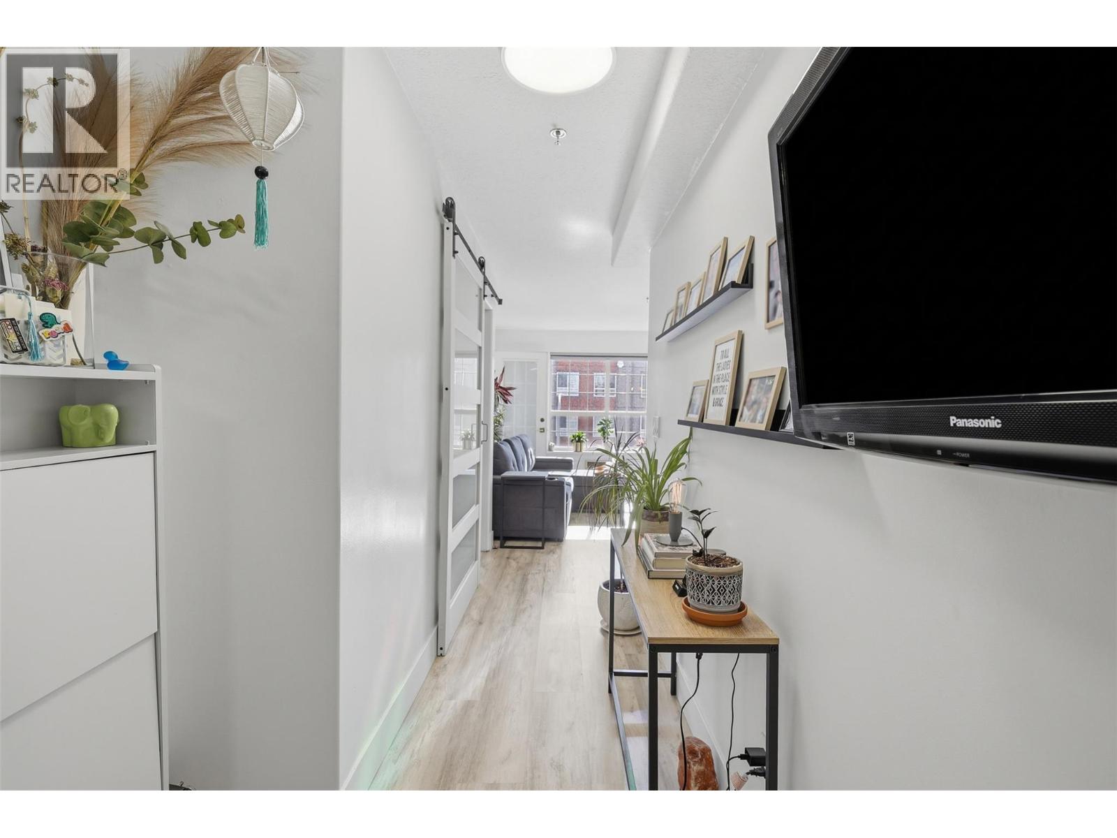 554 SEYMOUR Street Unit# 312