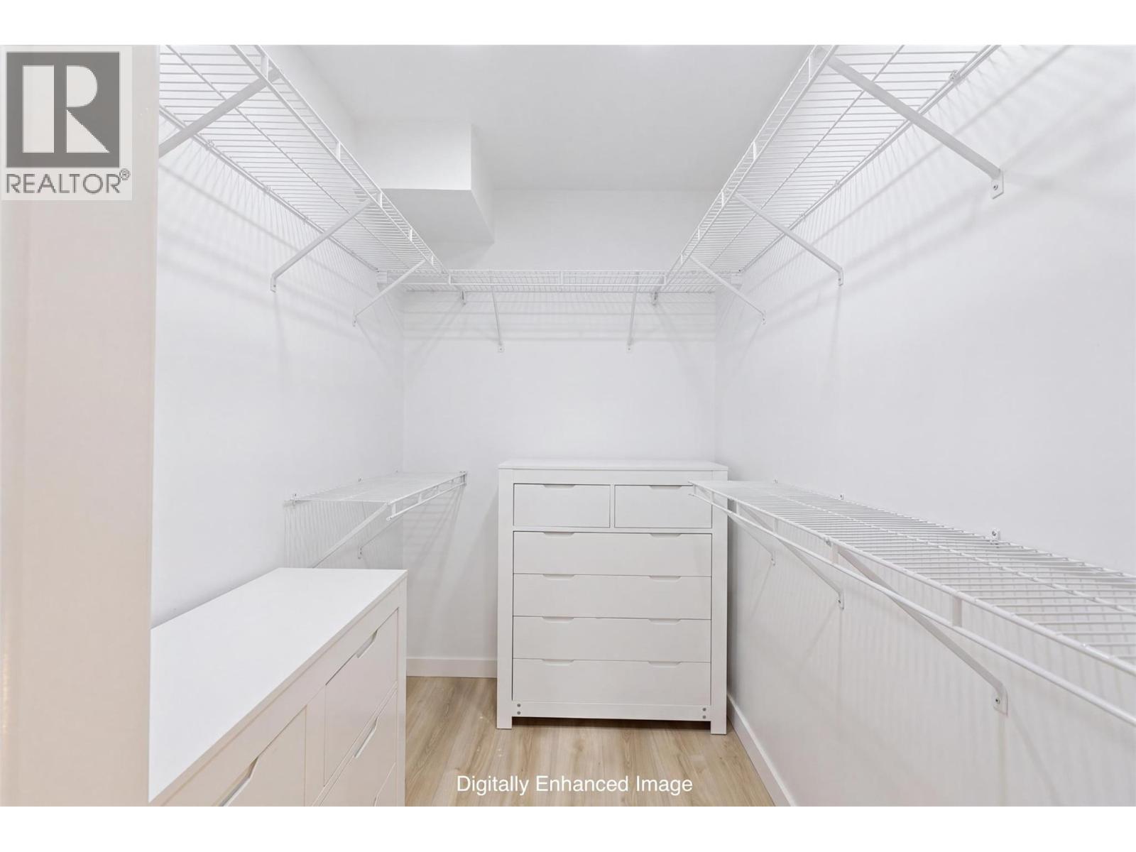 554 SEYMOUR Street Unit# 312