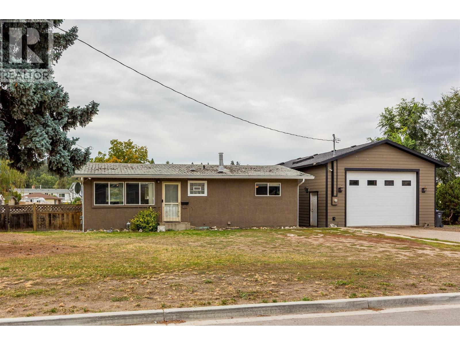 1495 Cornwall Road, Kelowna, British Columbia