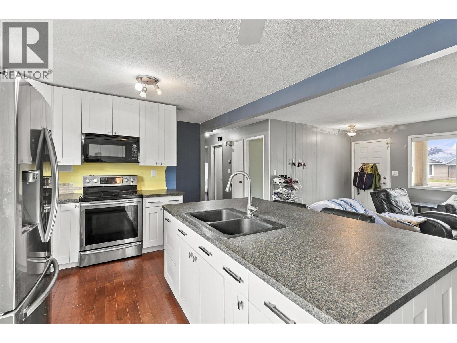 1495 Cornwall Road, Kelowna, British Columbia  V1X 1P2 - Photo 14 - 10402520