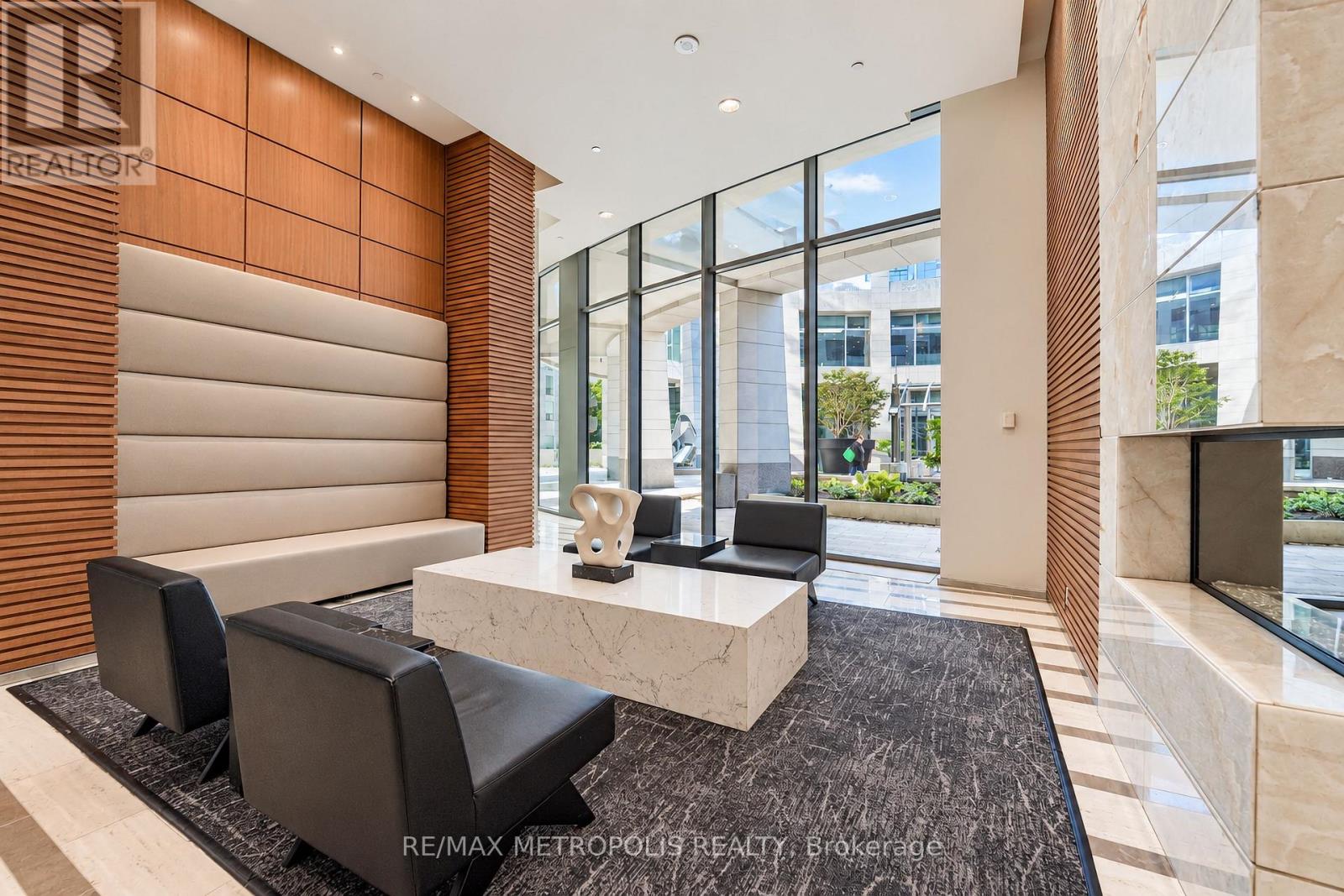 3709 - 2191 Yonge Street, Toronto, Ontario  M4S 3H8 - Photo 4 - C13869600
