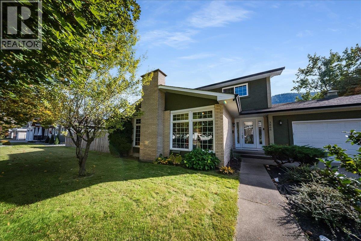 3866 CARNATION Drive, Trail, British Columbia
