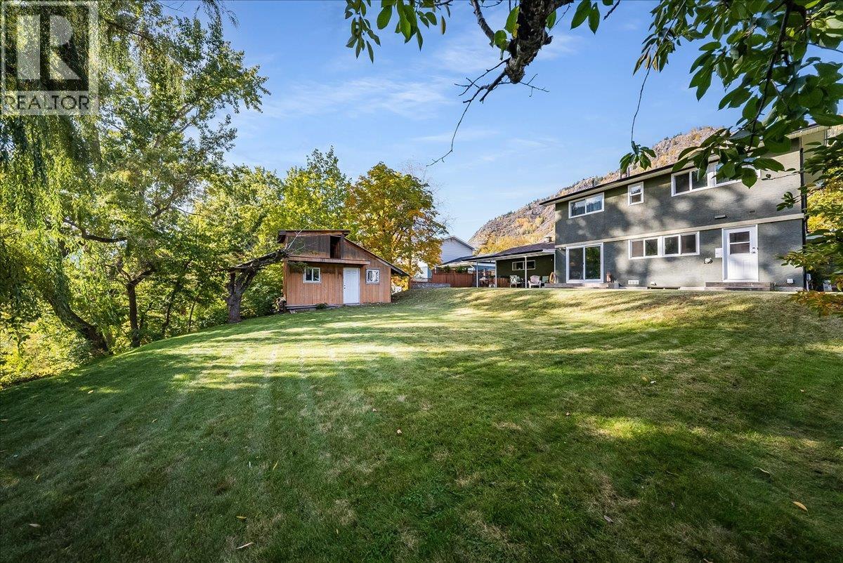 3866 Carnation Drive, Trail, British Columbia  V1R 4W9 - Photo 42 - 10402847