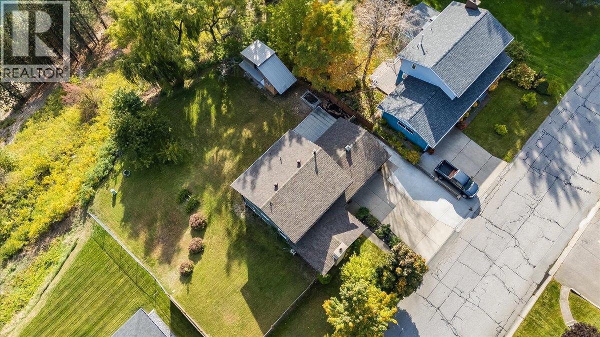 3866 Carnation Drive, Trail, British Columbia  V1R 4W9 - Photo 51 - 10402847