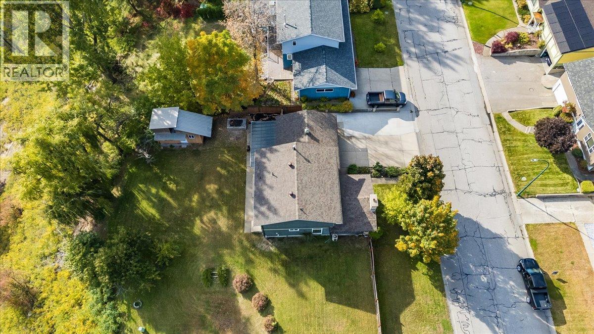 3866 Carnation Drive, Trail, British Columbia  V1R 4W9 - Photo 54 - 10402847