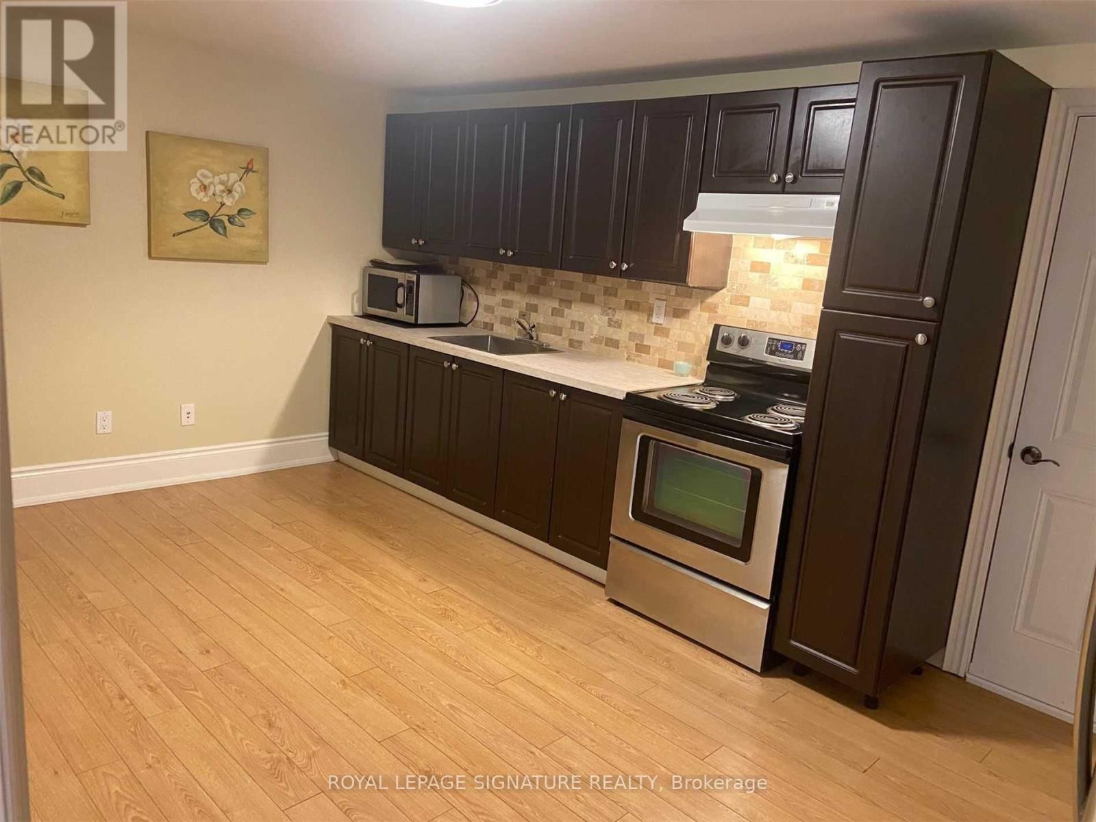 Lower - 41 Kimbermount Drive, Toronto (L'amoreaux), Ontario  M1T 2Y1 - Photo 6 - E13869602