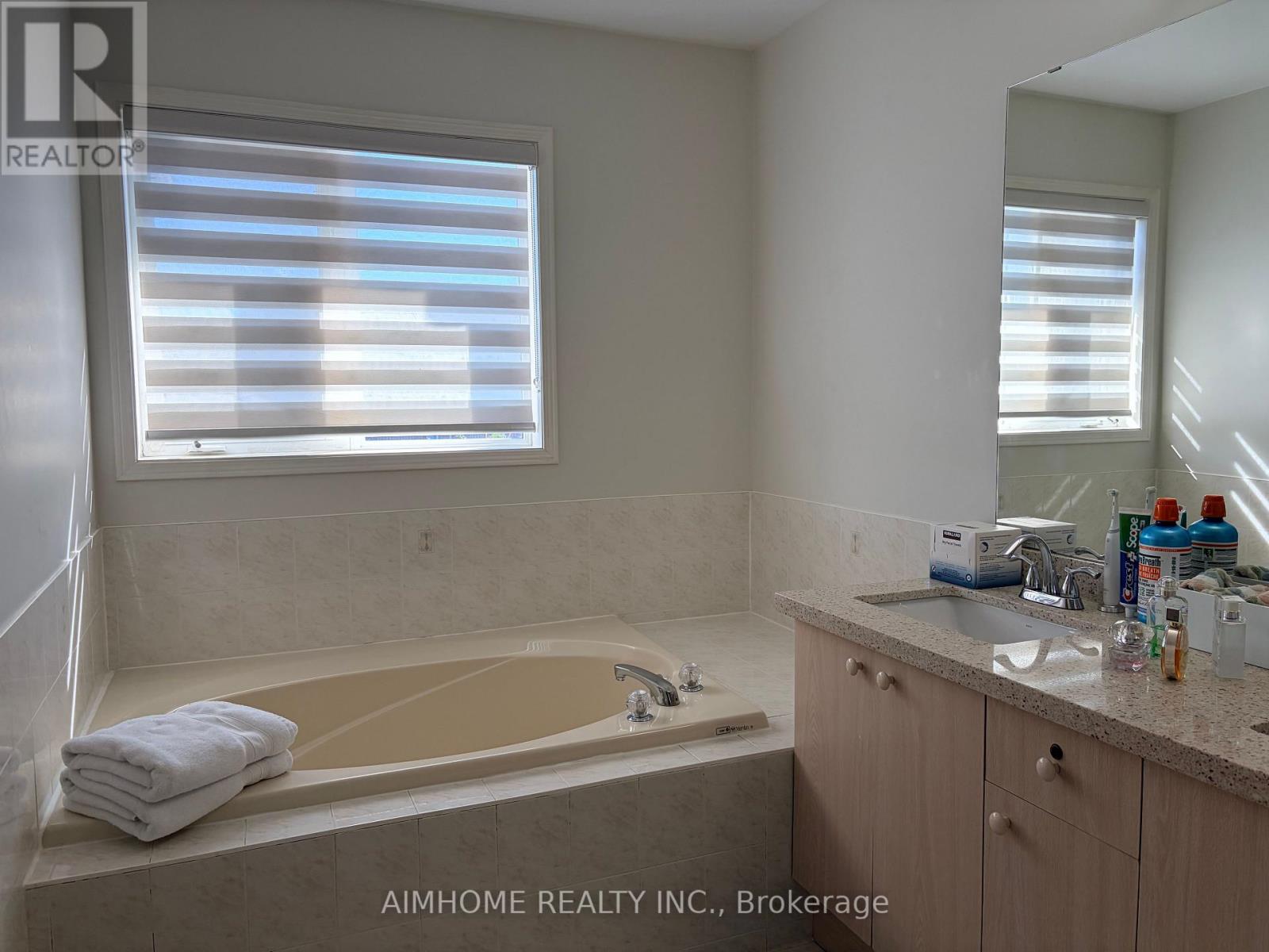 131 Bridlepath Street, Richmond Hill (Rouge Woods), Ontario  L4S 1R9 - Photo 18 - N13869634