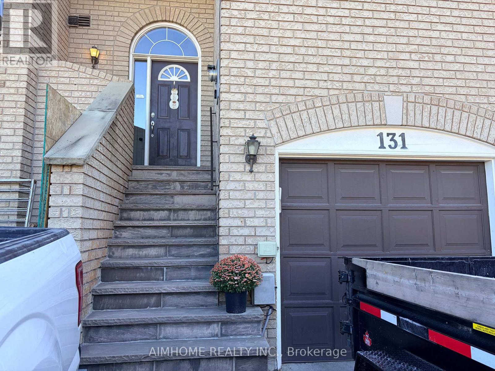 131 Bridlepath Street, Richmond Hill (Rouge Woods), Ontario  L4S 1R9 - Photo 2 - N13869634