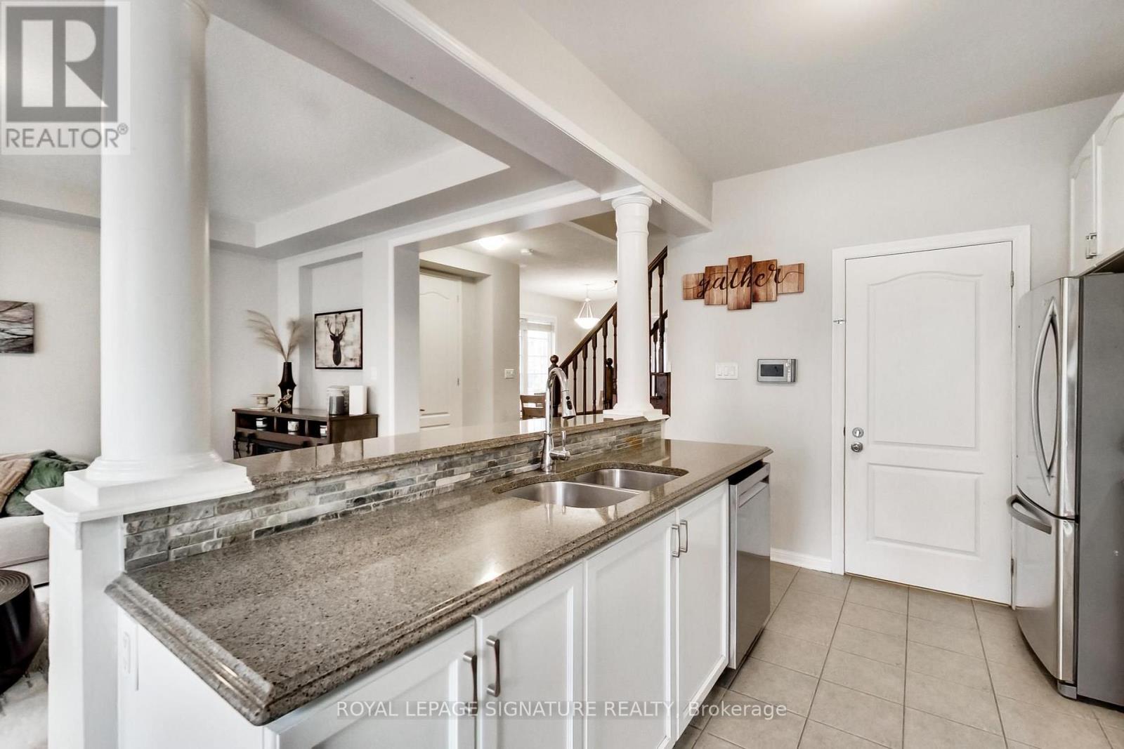 15 Whiterose Lane, Whitchurch-Stouffville (Stouffville), Ontario  L4A 0Z7 - Photo 10 - N13869656