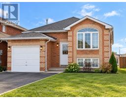205 DUNSMORE LANE, Barrie, Ontario