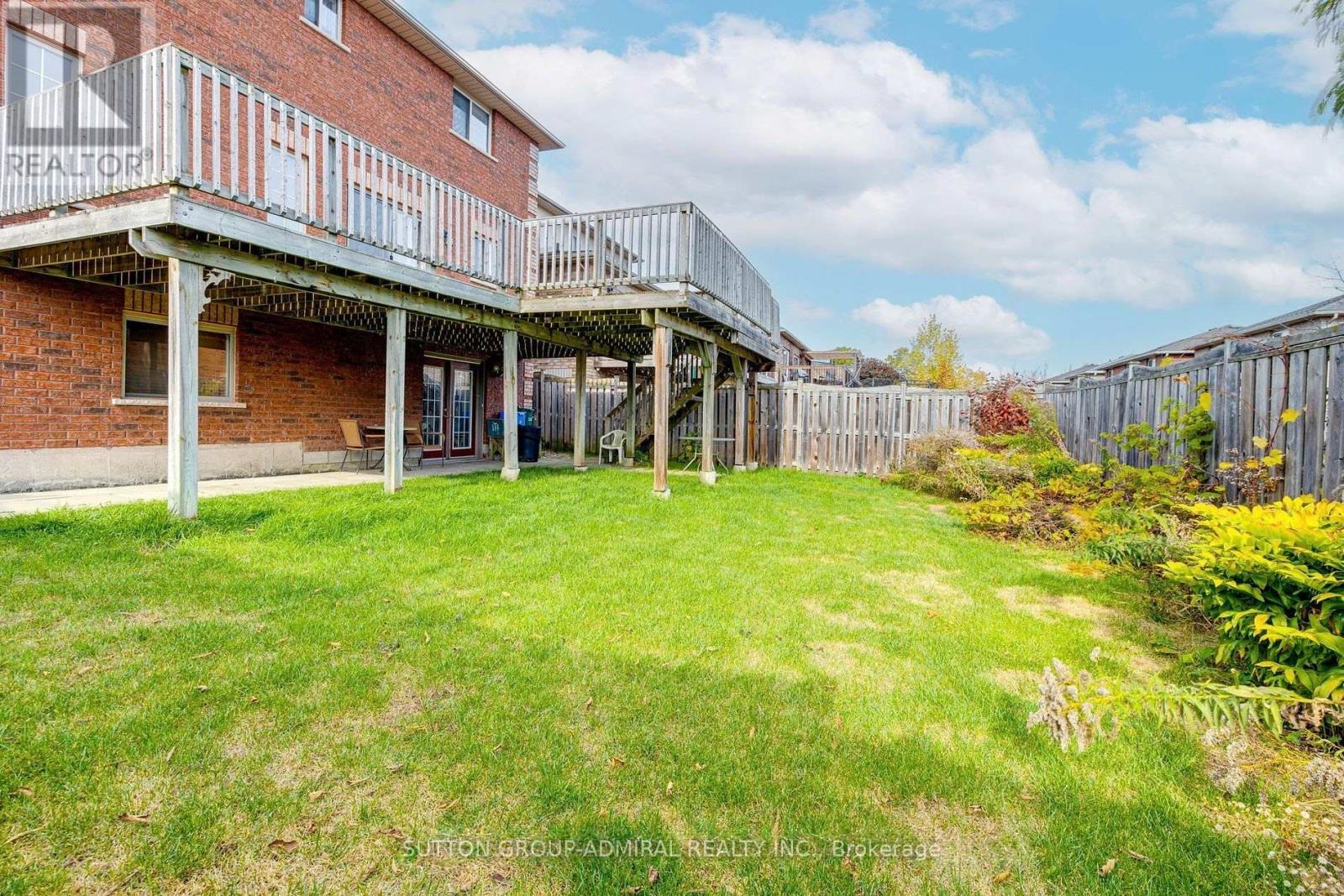 132 Brown Wood Drive, Barrie (Little Lake), Ontario  L4M 6M8 - Photo 14 - S13869626