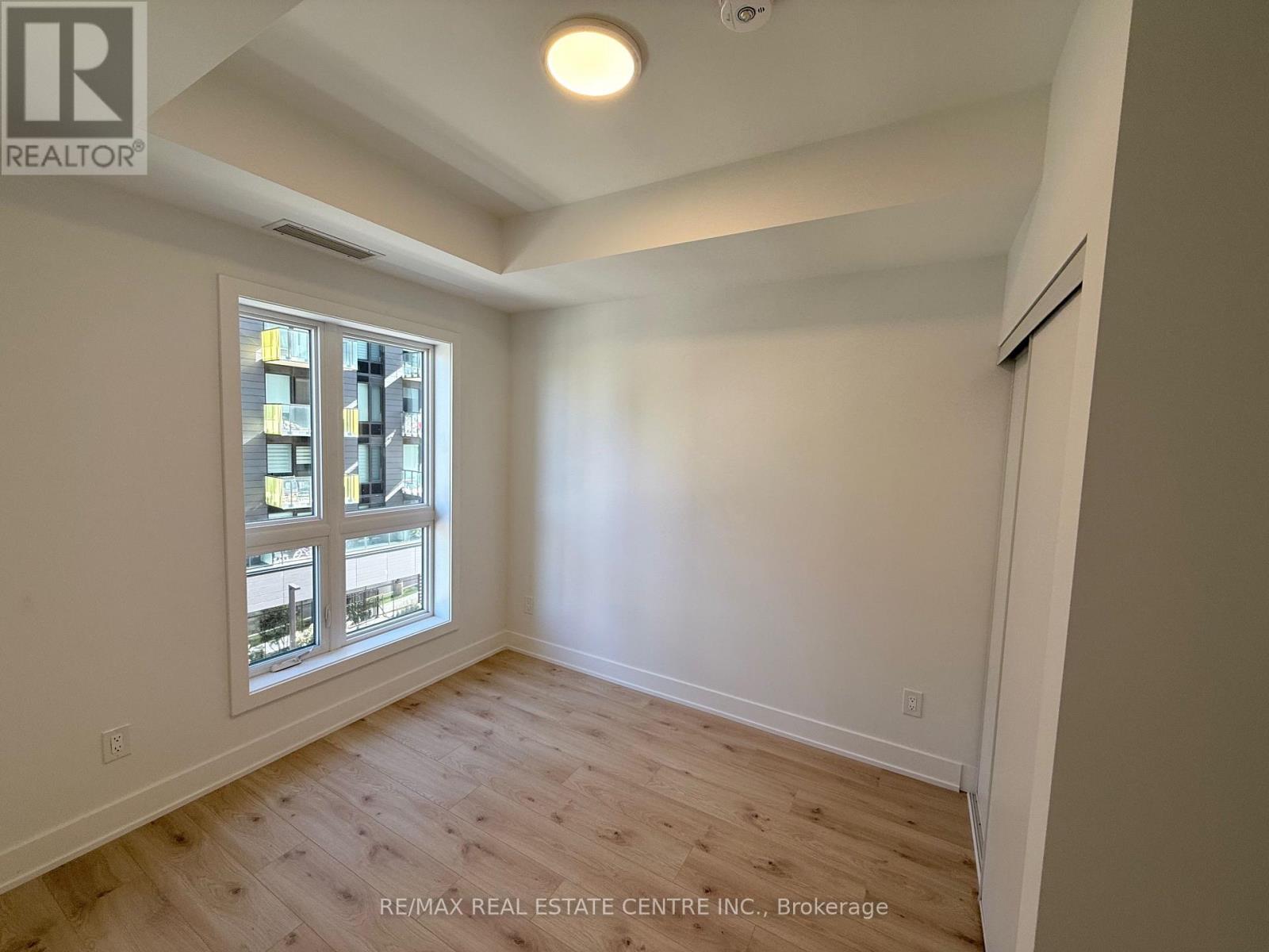 411 - 3008 William Cutmore Boulevard, Oakville, Ontario  L6H 8A4 - Photo 12 - W13869430