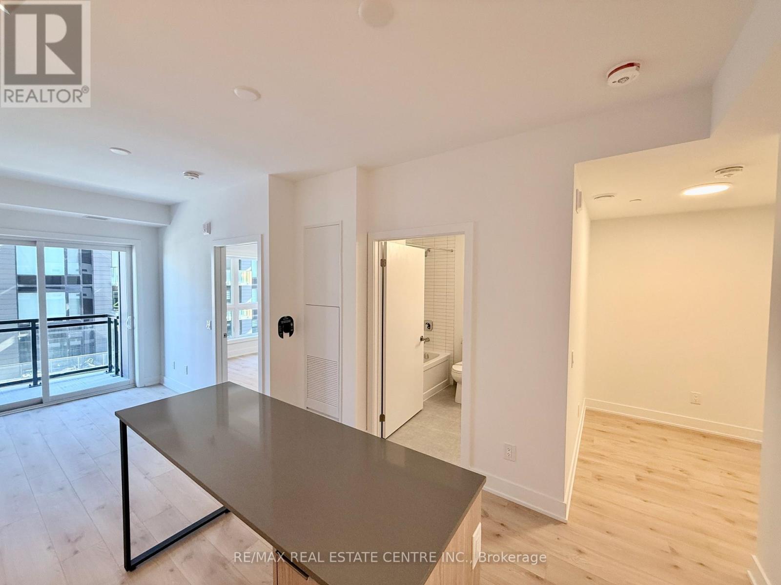 411 - 3008 William Cutmore Boulevard, Oakville, Ontario  L6H 8A4 - Photo 13 - W13869430