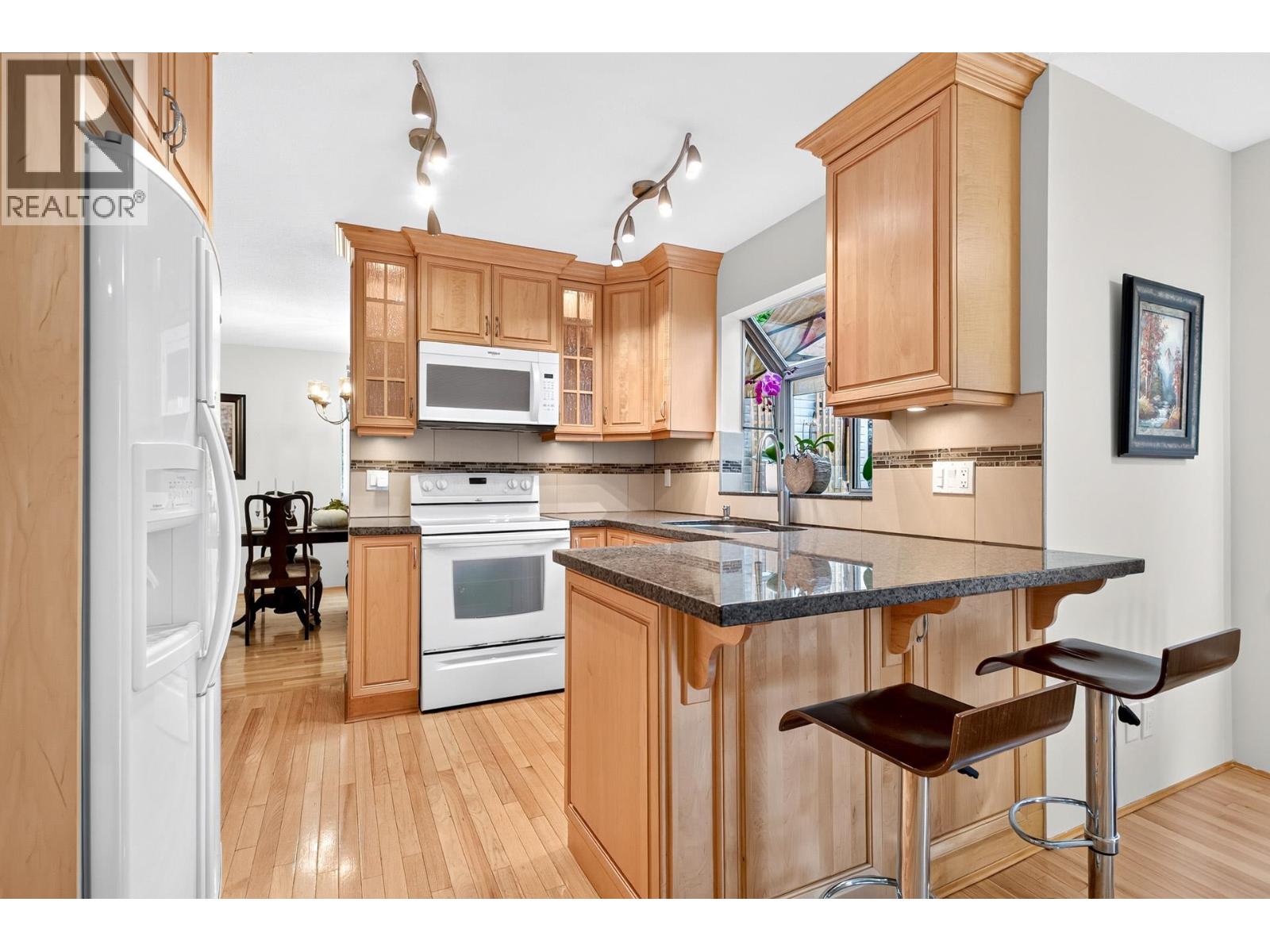 1189 Durant Drive, Coquitlam, British Columbia  V3B 6R3 - Photo 10 - R3172662