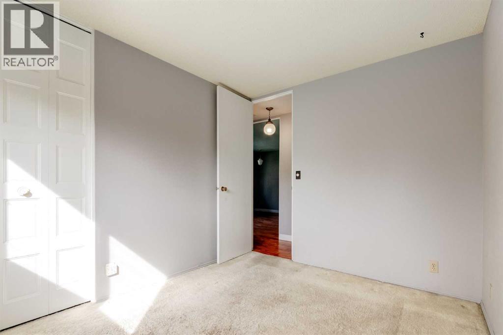 3147 Palliser Drive SW
