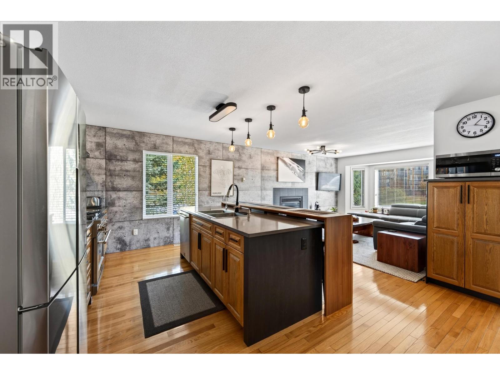 339 5TH Avenue Unit# 1