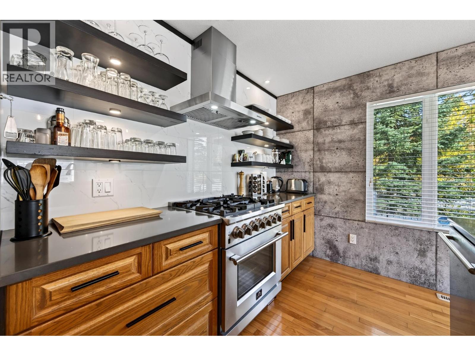 339 5TH Avenue Unit# 1