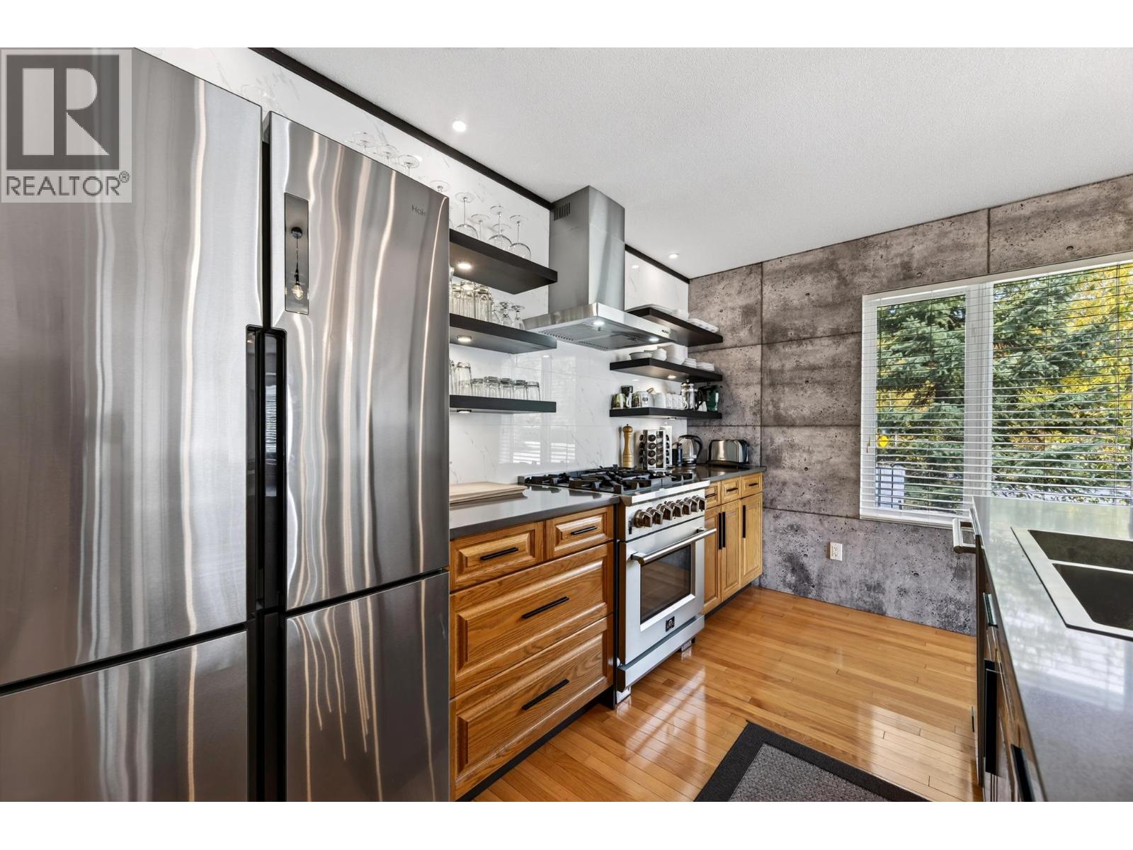339 5TH Avenue Unit# 1