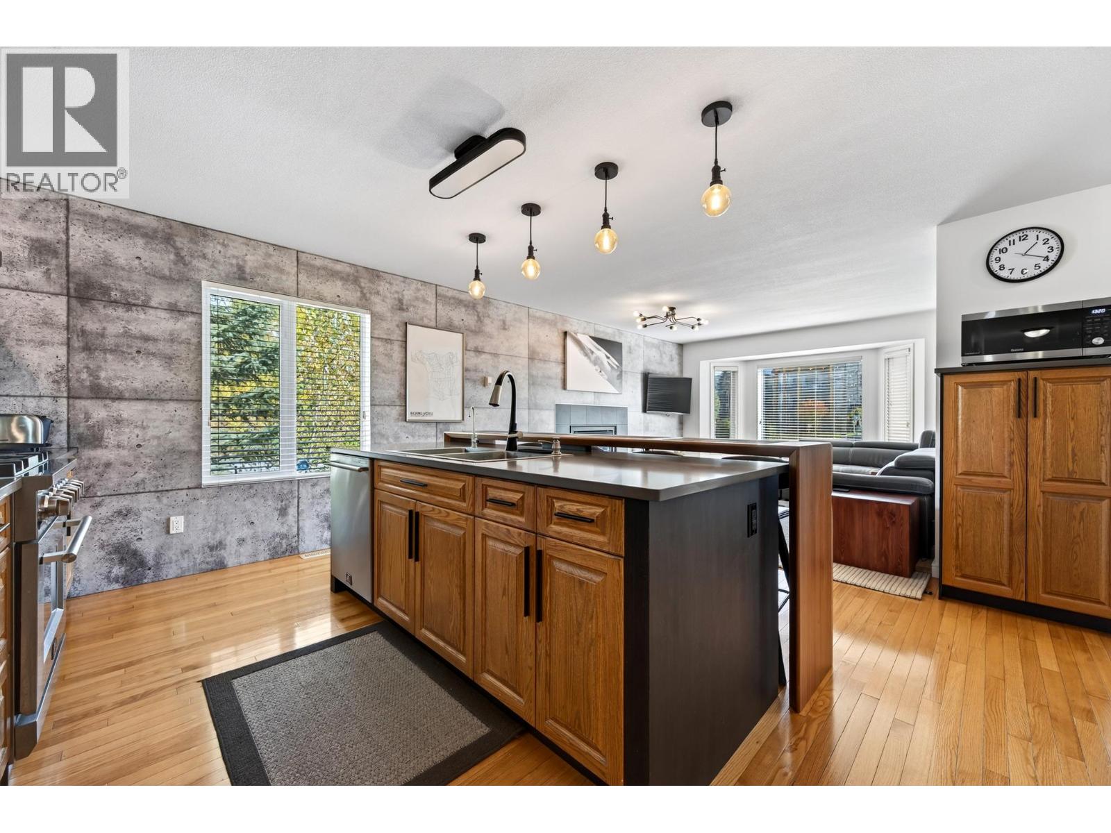339 5TH Avenue Unit# 1