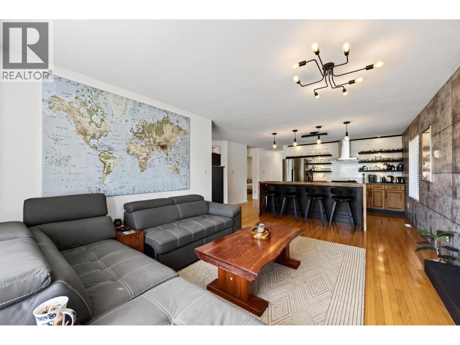 339 5TH Avenue Unit# 1