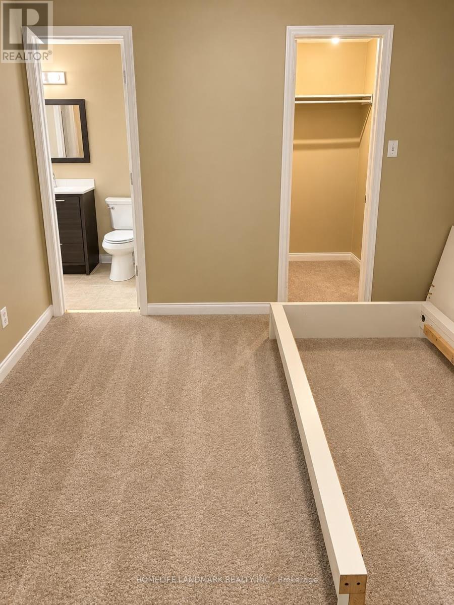 60 - 35 Ceremonial Drive, Mississauga (Hurontario), Ontario  L5R 3G6 - Photo 7 - W13869608
