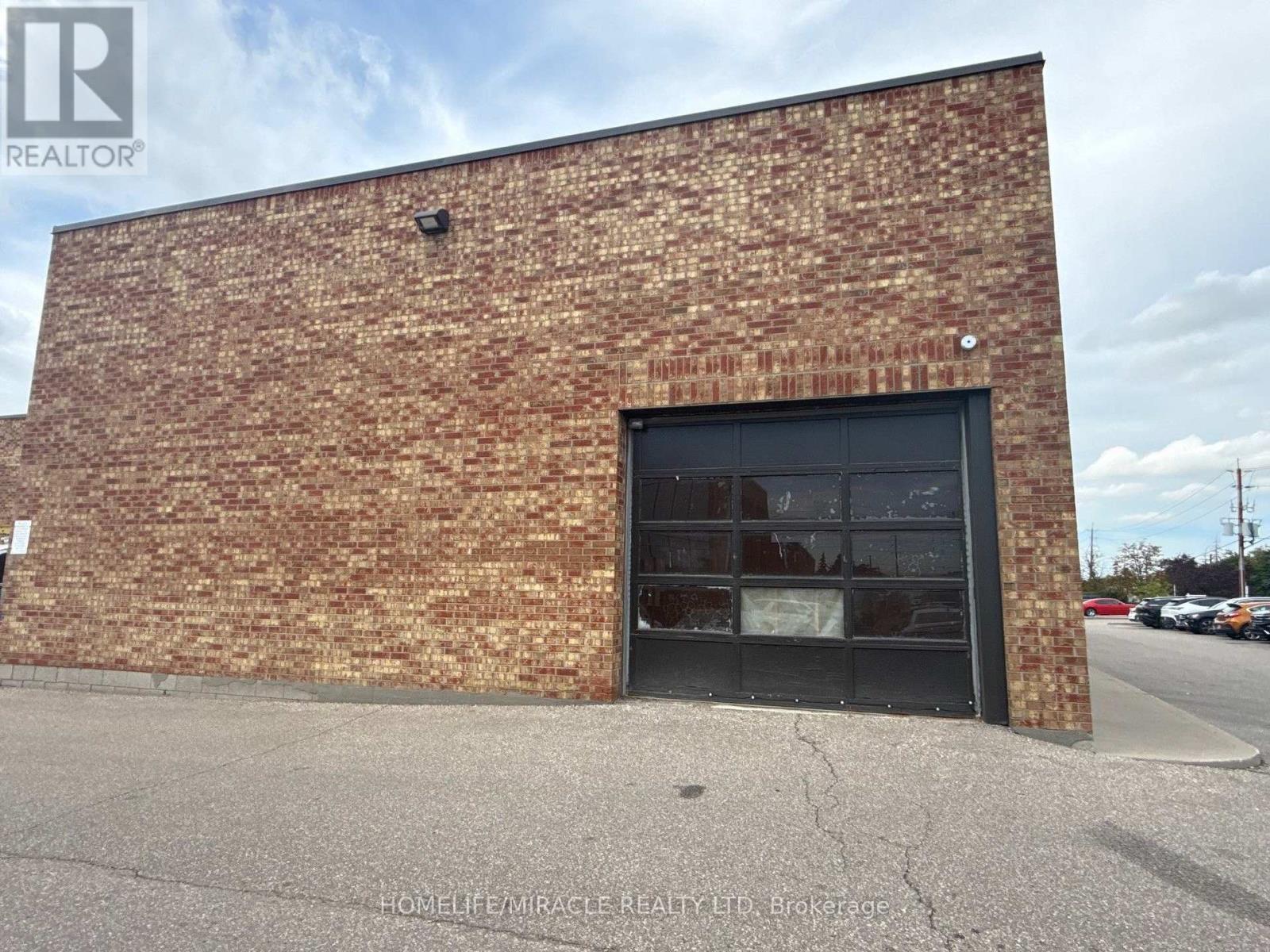 5 - 6720 Davand Drive, Mississauga, Ontario  L5T 2K7 - Photo 2 - W13869650